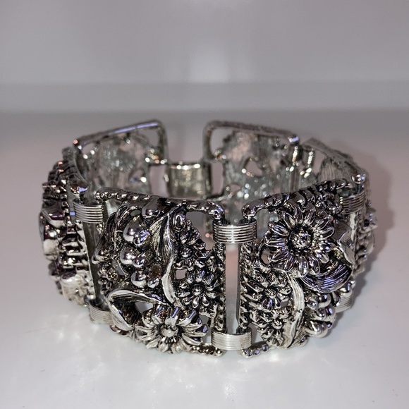 Sarah Coventry Jewelry Vtg Sarah Coventry Bracelet Metal Chunky